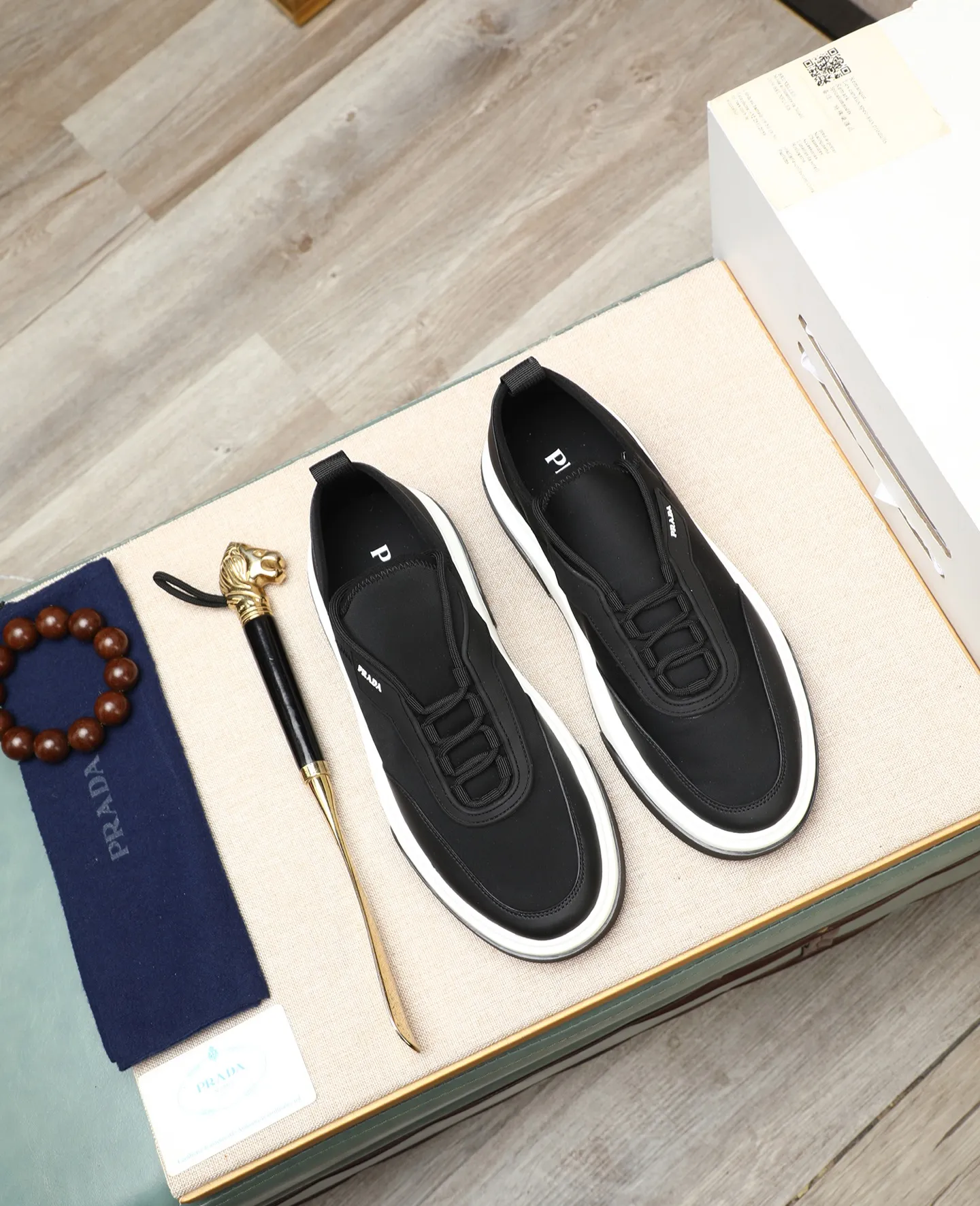 Men's shoes 💰580 [PRADA] Prada - High-end quality original order - Upper: 🔝 silk calfskin, brand canvas cloth, brand metal fasteners - Lining: mesh, foot pads; top-grade cowhide - Outsole: ultra-light TPU foam; molded outsole - Ultra-high quality control·Fine workmanship: highlighted (high-end·luxury·grade) -Size: 38-44 (45 can be customized) Wang